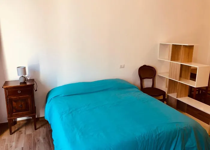 Leonesshouse アパート