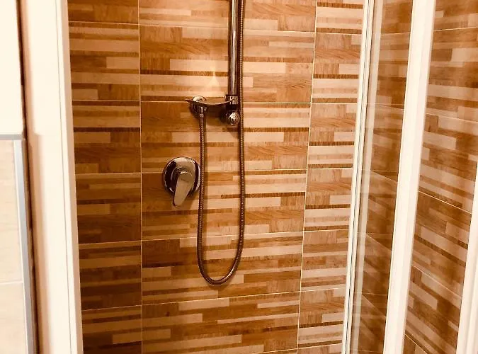 アパート Leonesshouse