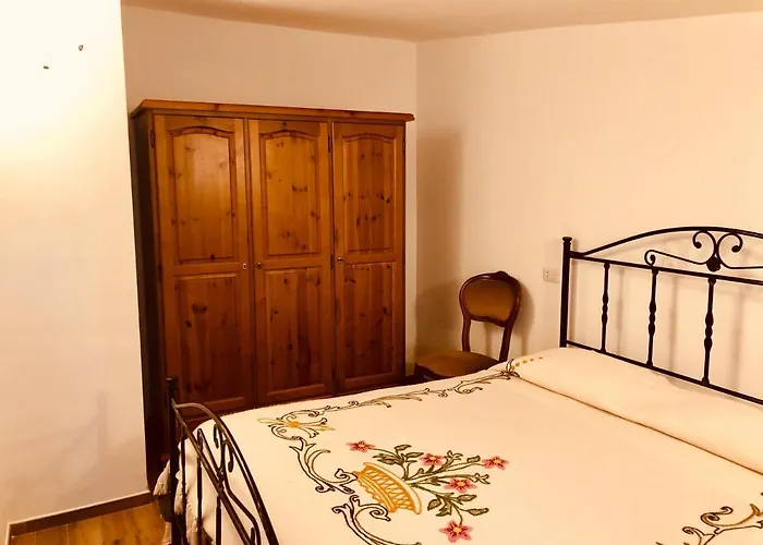 Leonesshouse アパート レオネッサ