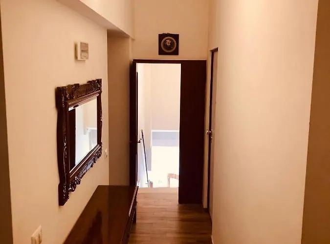 アパート Leonesshouse レオネッサ